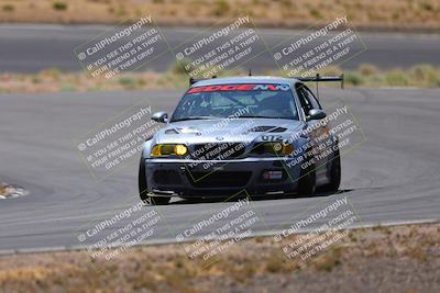 media/May-31-2025-CalClub SCCA (Sat) [[2c1a04e1ee]]/Qualifying/Group 2/Turn 4/